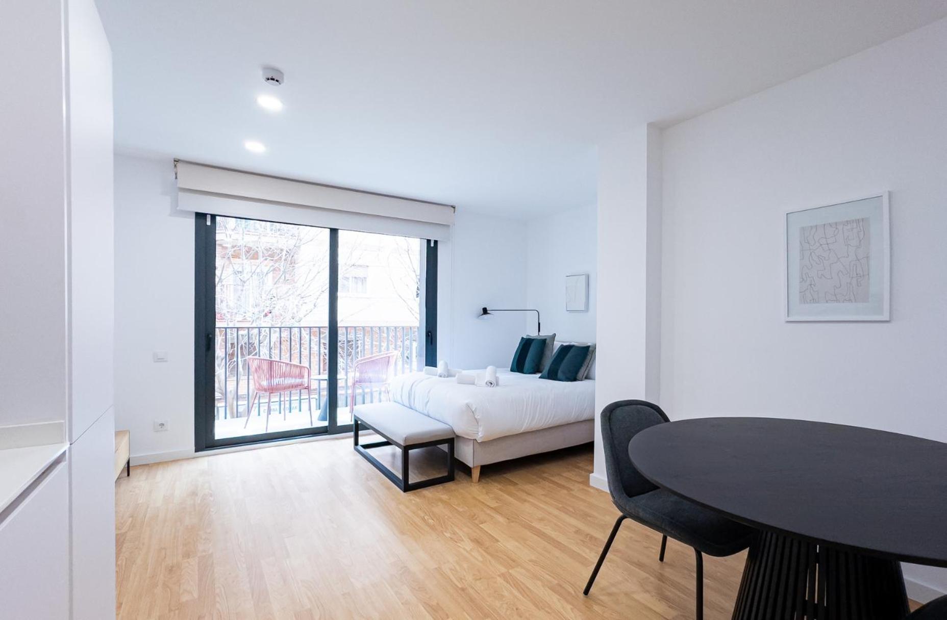 Stay U-Nique Apartments Albeniz Bcn L'Hospitalet de Llobregat Luaran gambar