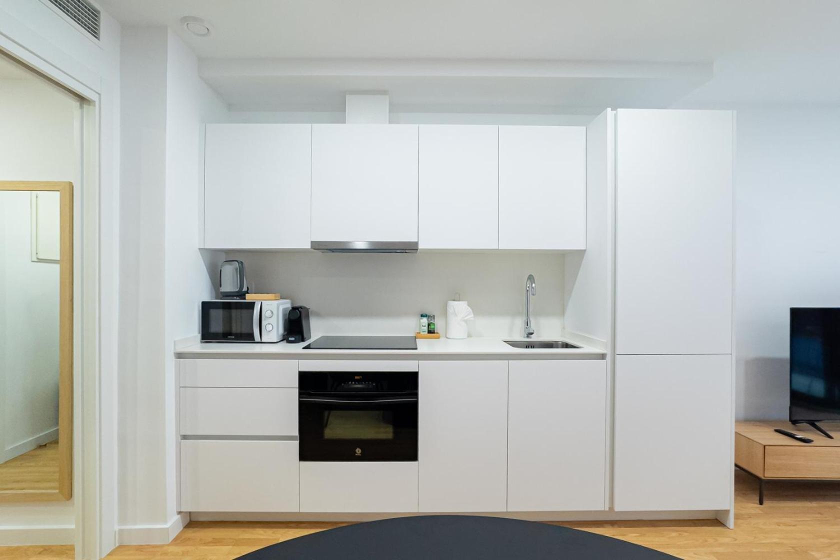 Stay U-Nique Apartments Albeniz Bcn L'Hospitalet de Llobregat Luaran gambar