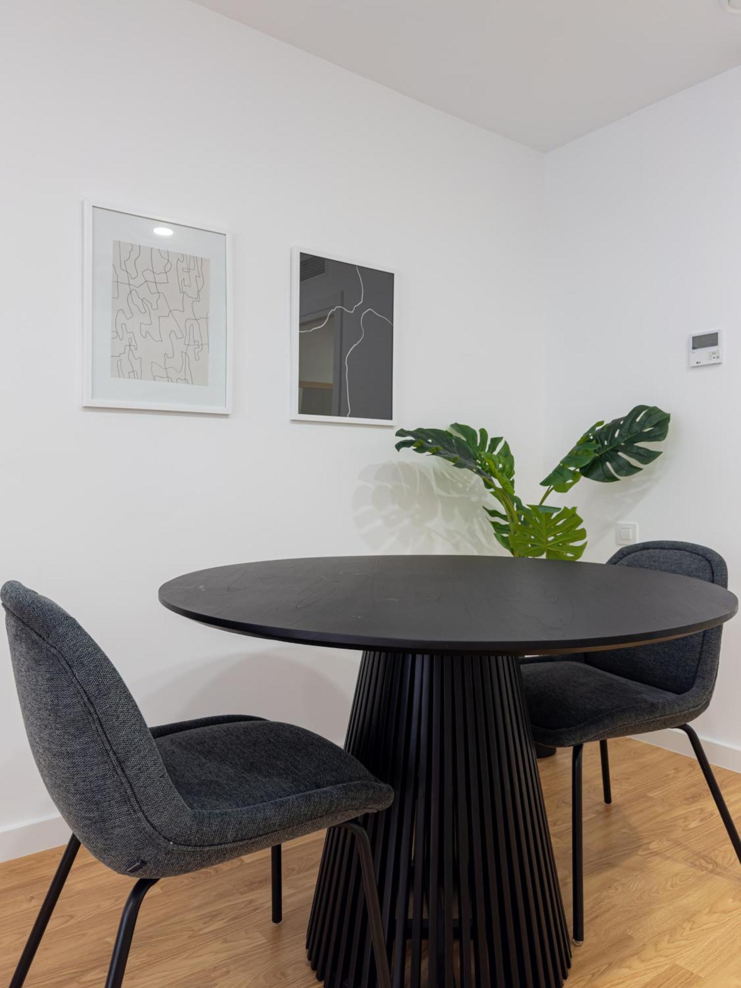 Stay U-Nique Apartments Albeniz Bcn L'Hospitalet de Llobregat Luaran gambar