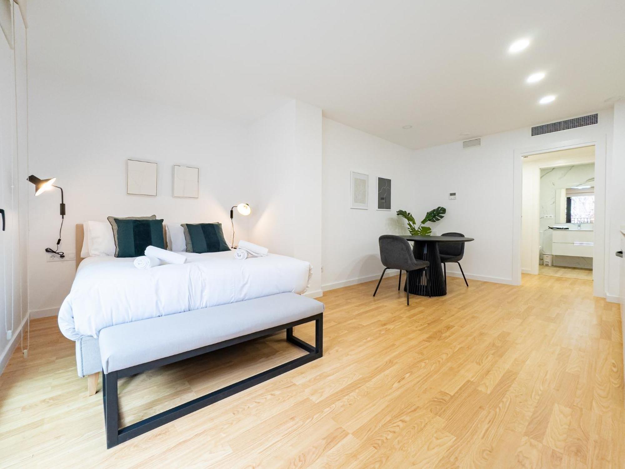 Stay U-Nique Apartments Albeniz Bcn L'Hospitalet de Llobregat Luaran gambar